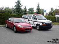963 (ex-103) and 961 - Drummondville, Quebec - �tat-Major 2008 Chevrolet Impala and Unit� de prevention Chevrolet Express Prevention Unit